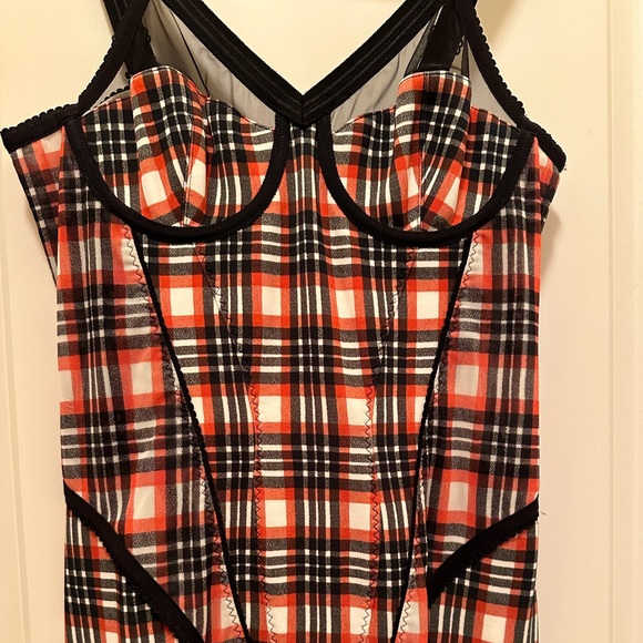 BURBERRY RED PLAID CORSET MIDI DRESS SIZE 6 - Picture 4 of 14